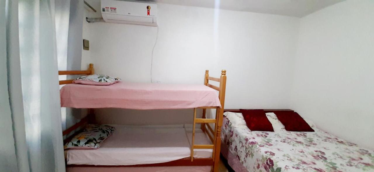 Kitnet S2 Em Torres-Rs - Na Mais Bela Praia Gaucha - Cozinha - Banheiro - Ar Condicionado - Tv Smart 32' - Wi-Fi - Estacionamento - Anfitria Superhost No Bnb エクステリア 写真