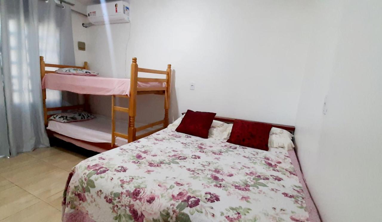 Kitnet S2 Em Torres-Rs - Na Mais Bela Praia Gaucha - Cozinha - Banheiro - Ar Condicionado - Tv Smart 32' - Wi-Fi - Estacionamento - Anfitria Superhost No Bnb エクステリア 写真