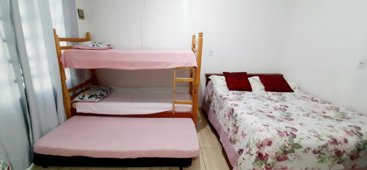 Kitnet S2 Em Torres-Rs - Na Mais Bela Praia Gaucha - Cozinha - Banheiro - Ar Condicionado - Tv Smart 32' - Wi-Fi - Estacionamento - Anfitria Superhost No Bnb エクステリア 写真